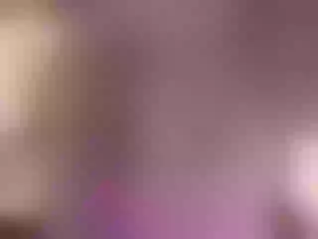 Live sex webcam photo for PrettyAriel #291343043