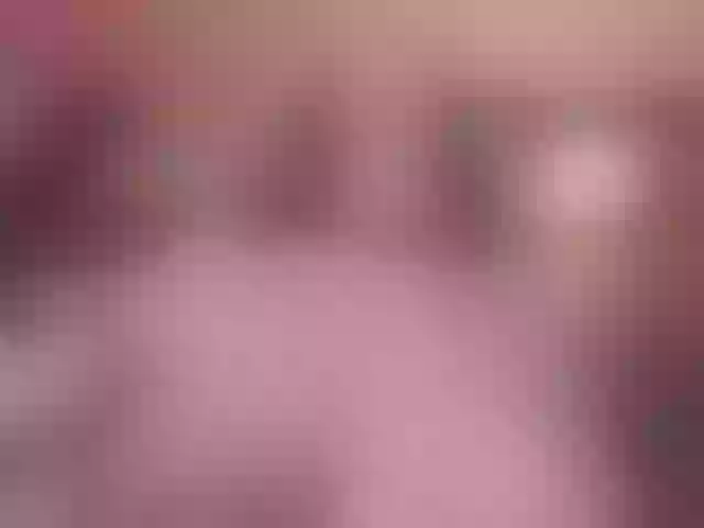 Live sex webcam photo for PrettyAriel #291531787