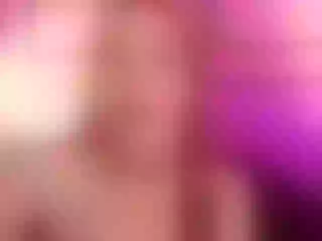 Live sex webcam photo for PrettyAriel #291848505