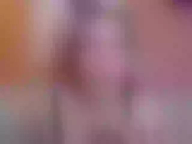 Live sex webcam photo for PrettyAriel #292132378