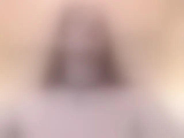 Live sex webcam photo for PrettyAriel #292734266