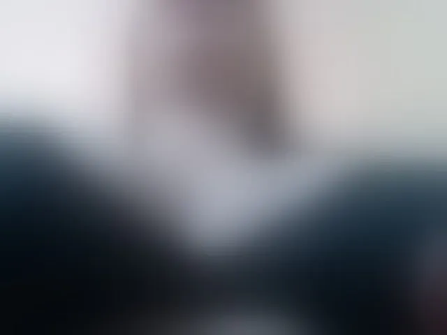 Live sex webcam photo for PrettyAriel #293203840