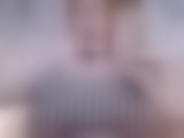 Live sex webcam photo for PrettyAriel #294301349