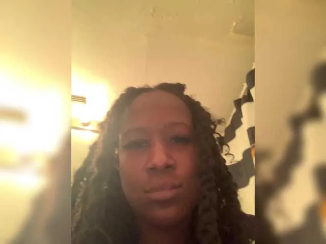 Live sex webcam photo for PrettyDoubleG #291268137