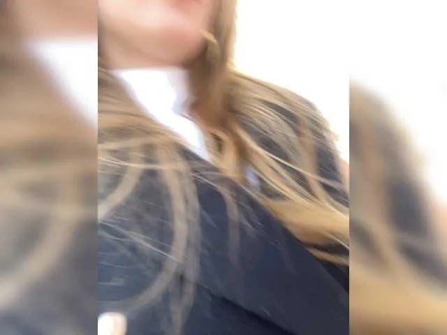 Live sex webcam photo for PrettyKatea #272188749