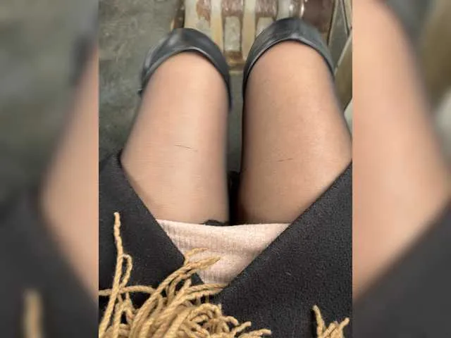 Live sex webcam photo for PrettyKatea #272462697