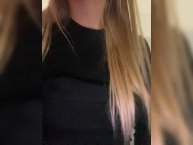 Live sex webcam photo for PrettyKatea #273483466