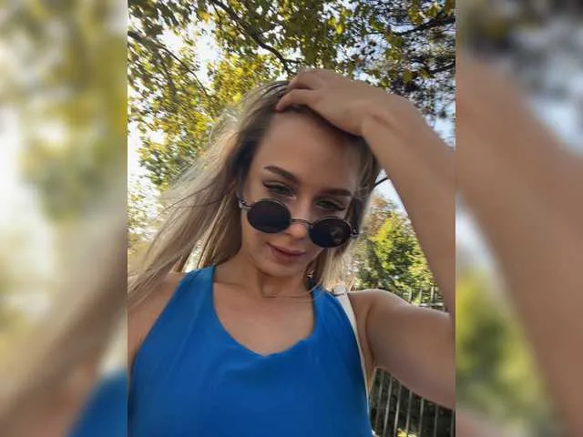 Live sex webcam photo for PrettyKatea #274553459