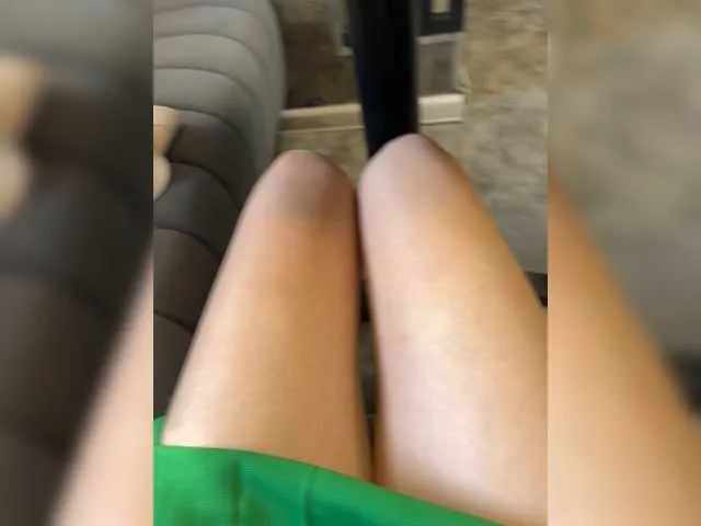 Live sex webcam photo for PrettyKatea #274635917