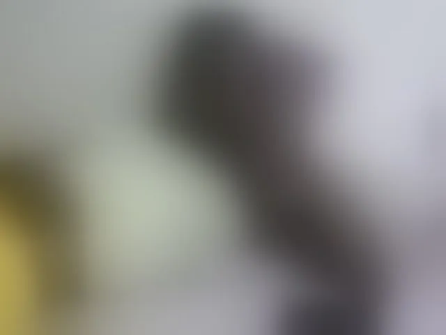 Live sex webcam photo for PrettyOne1 #293229837