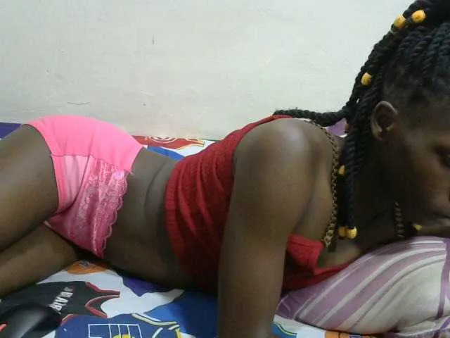 Live sex webcam photo for PrettyOne1 #293710742
