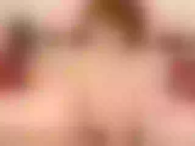 Live sex webcam photo for PrettySofi1 #272239251