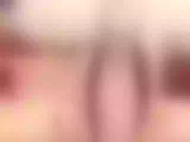 Live sex webcam photo for PrettySofi1 #276886348