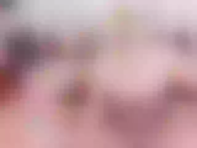 Live sex webcam photo for PrettySofi1 #278280312