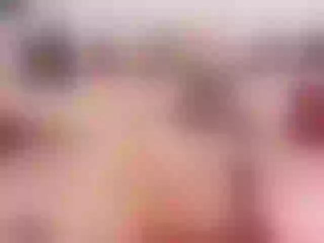 Live sex webcam photo for PrettySofi1 #288693654