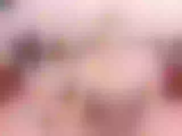Live sex webcam photo for PrettySofi1 #289112373