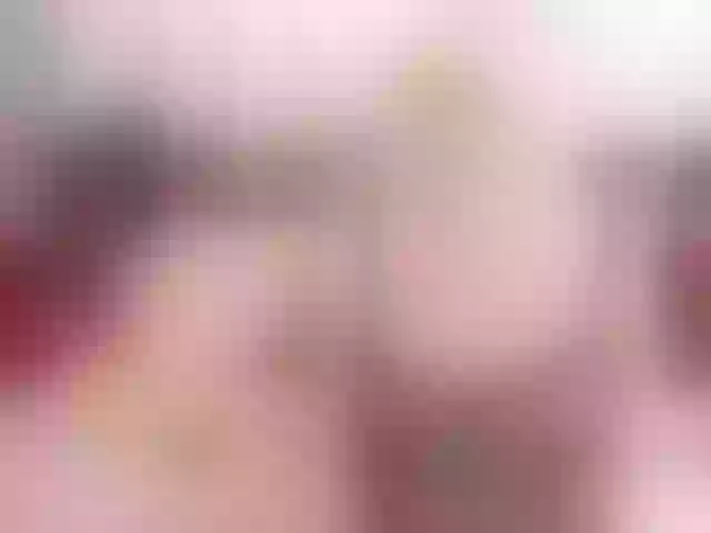 Live sex webcam photo for PrettySofi1 #290381567