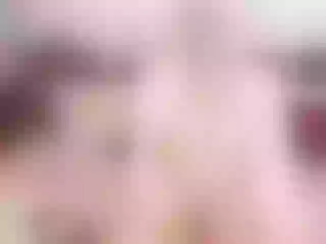 Live sex webcam photo for PrettySofi1 #290554374