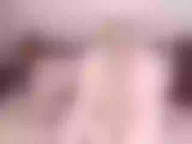 Live sex webcam photo for PrettySofi1 #292074744