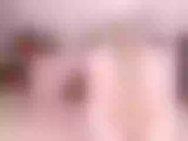 Live sex webcam photo for PrettySofi1 #292295529