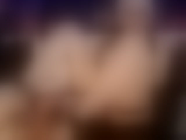 Live sex webcam photo for PrettySofi1 #294080282