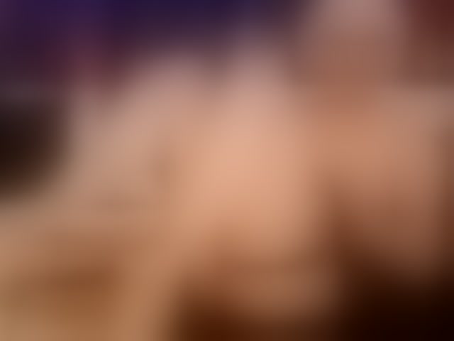 Live sex webcam photo for PrettySofi1 #294106712