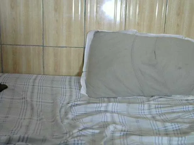 Live sex webcam photo for Prettyblackgal #288050452