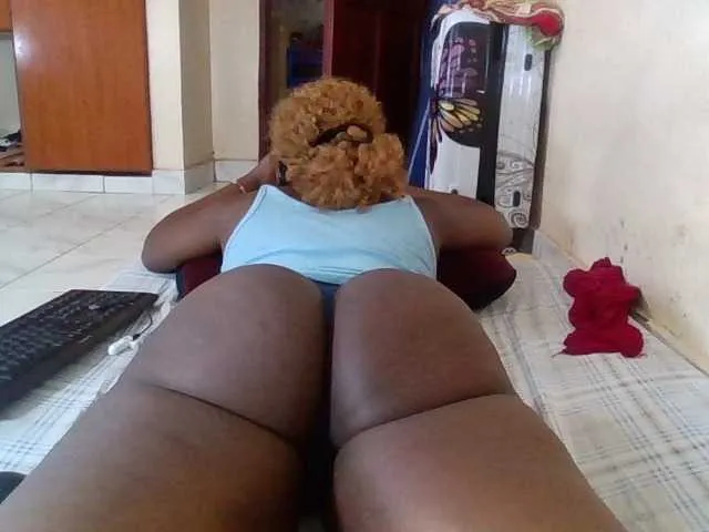 Live sex webcam photo for Prettyblackgal #289443080