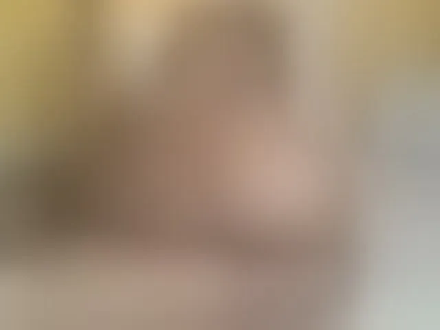 Live sex webcam photo for Prettyblackgal #293727191