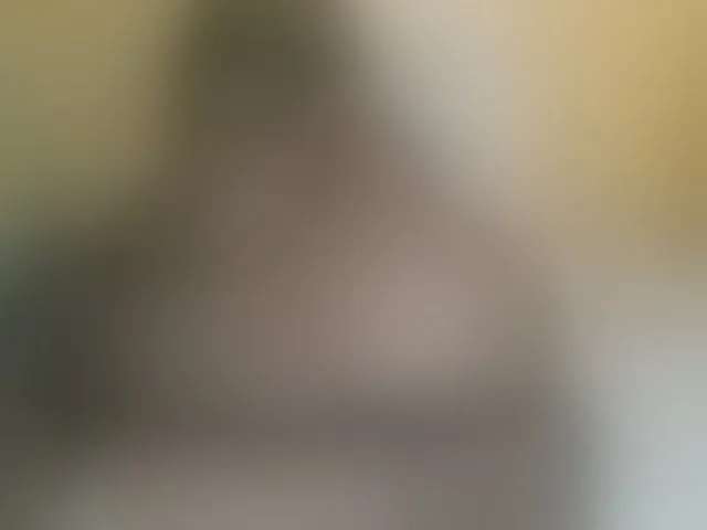 Live sex webcam photo for Prettyblackgal #293740425