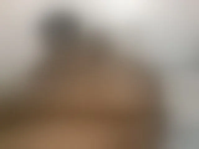 Live sex webcam photo for Prettyblackgal #294103325