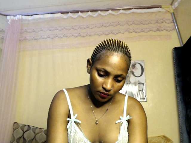 Live sex webcam photo for Prettycherry1 #276343125