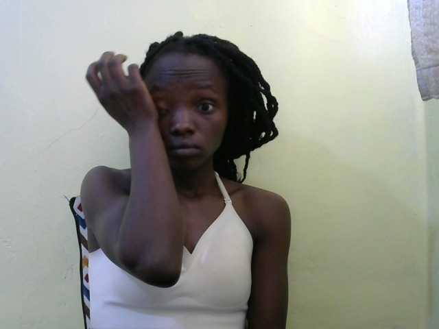 Live sex webcam photo for Prettyebony2 #292261257