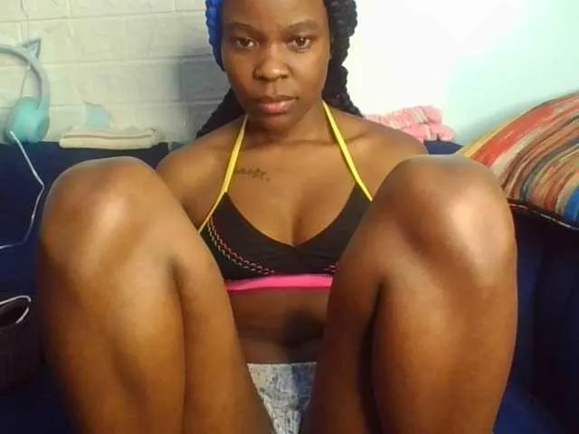 Live sex webcam photo for Prettylittlemuffin #291370735