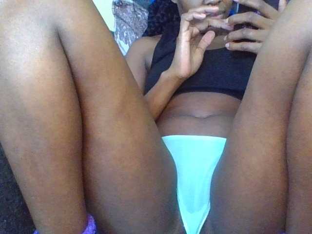 Live sex webcam photo for Prettylittlemuffin #291498045