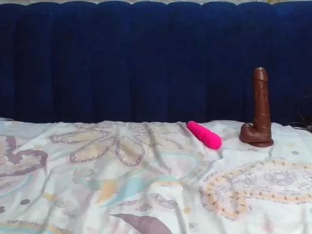 Live sex webcam photo for Prettylittlemuffin #291942026
