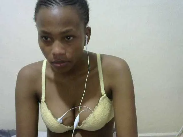 Live sex webcam photo for prettyqueen1 #276053932
