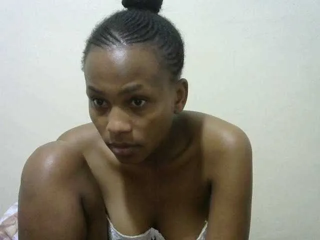 Live sex webcam photo for prettyqueen1 #276069122