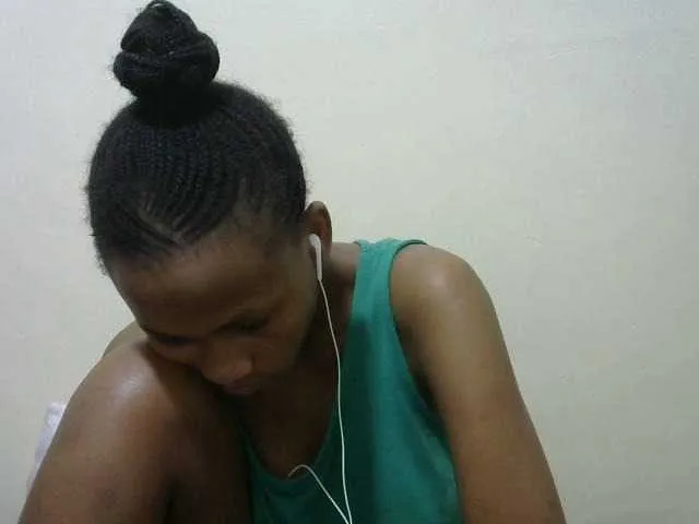 Live sex webcam photo for prettyqueen1 #276079825