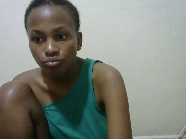 Live sex webcam photo for prettyqueen1 #276103512
