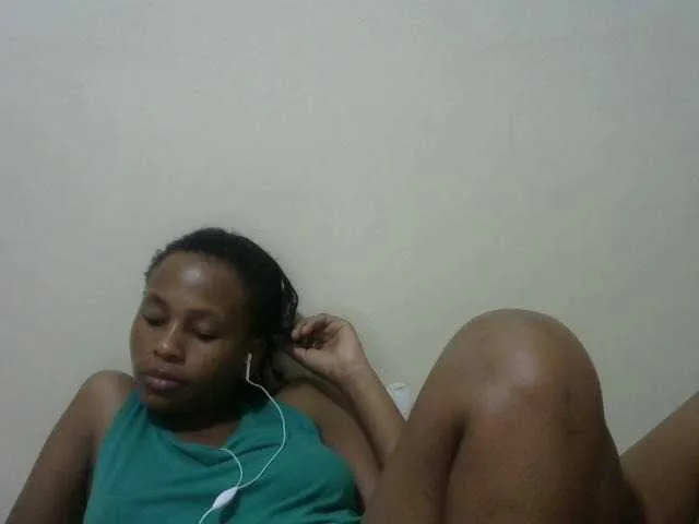 Live sex webcam photo for prettyqueen1 #276902470