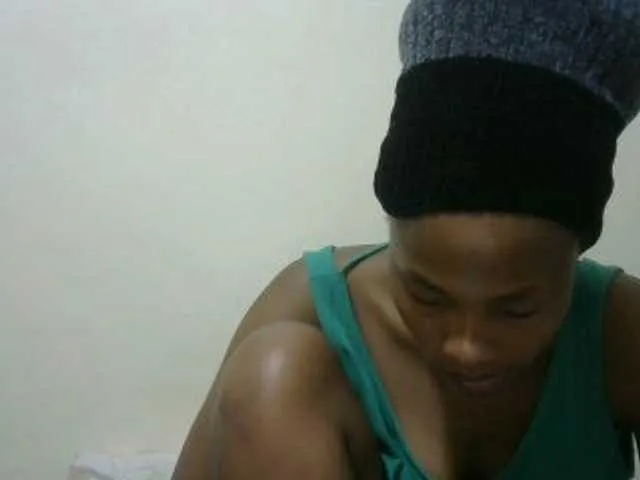 Live sex webcam photo for prettyqueen1 #277090740