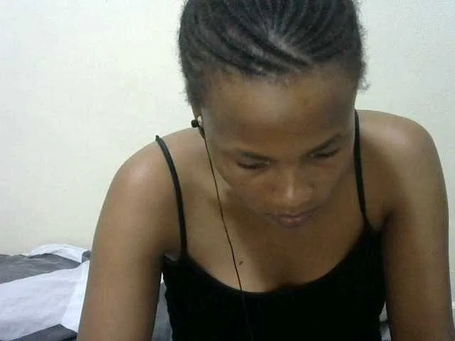 Live sex webcam photo for prettyqueen1 #278136582
