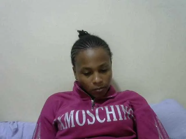 Live sex webcam photo for prettyqueen1 #288824028