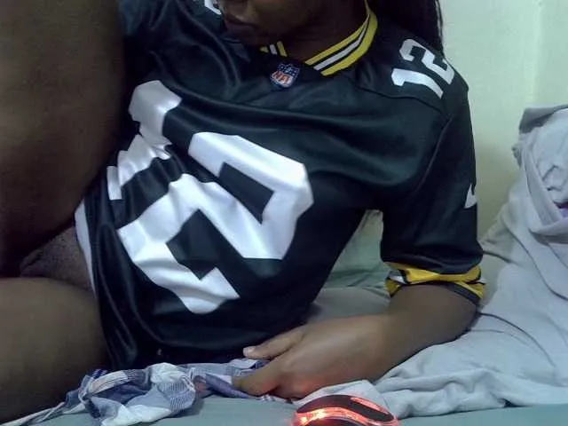 Live sex webcam photo for Prettyrennie #291054688