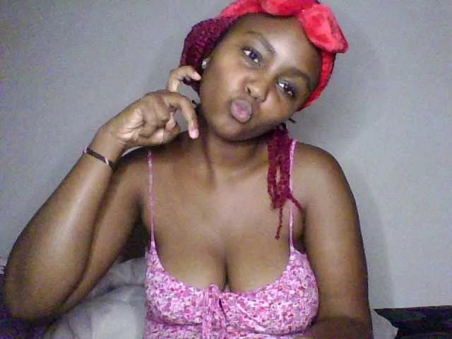 Live sex webcam photo for Prettyval #292816715