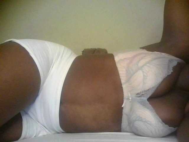 Live sex webcam photo for Princess333 #294299525