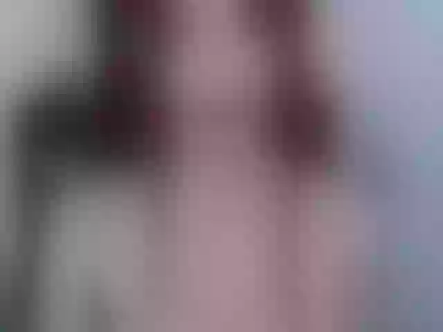 Live sex webcam photo for PrincessAsia #273422167