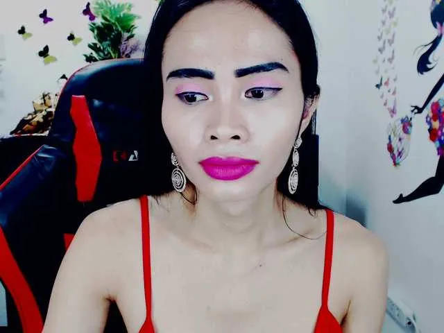 Live sex webcam photo for PrincessAsia #273575776