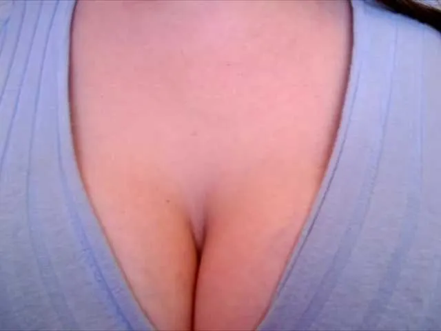 Live sex webcam photo for PrincessXOXO #293894298